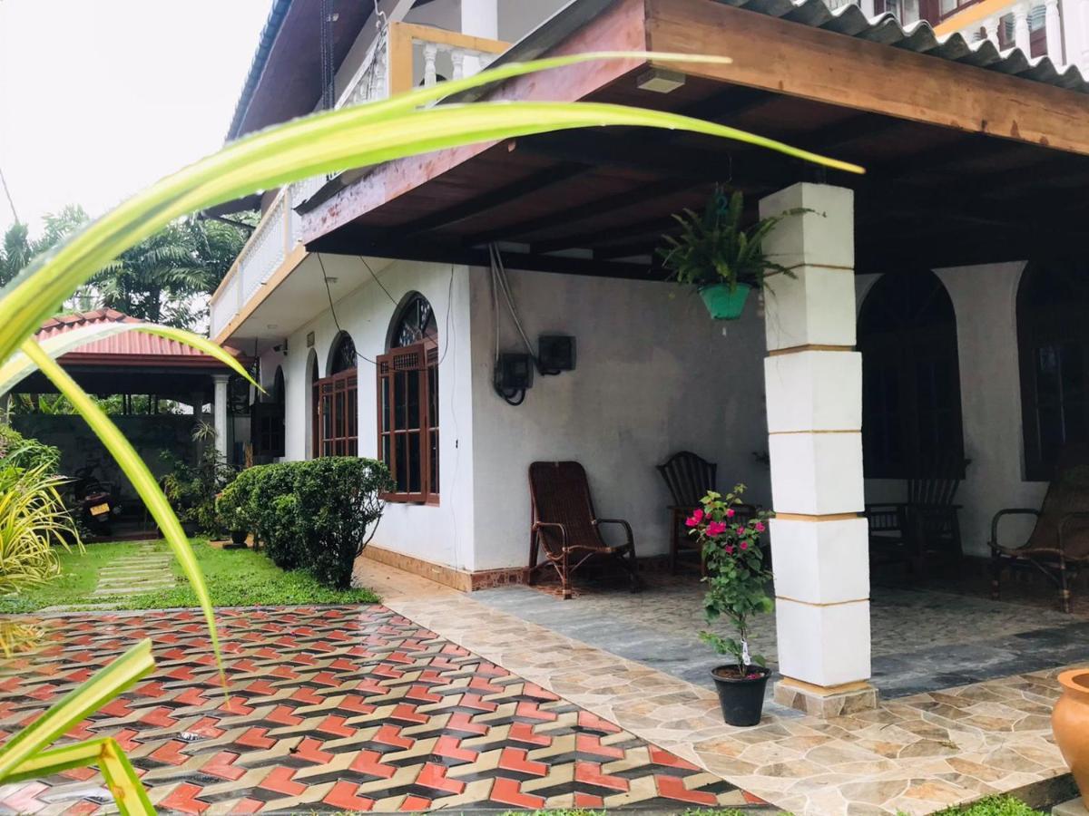 Surewo Sun Shine Apartment Bentota Exterior foto